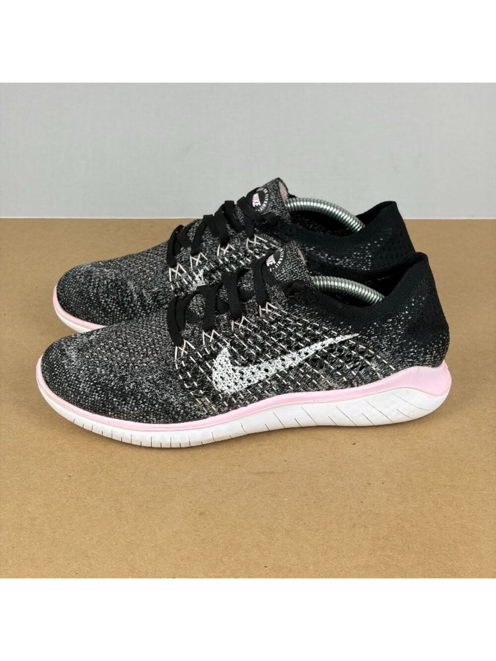 Nike Free RN Flyknit 2018 Athletic Running Shoes Womens 7.5 Black Pink Low Top